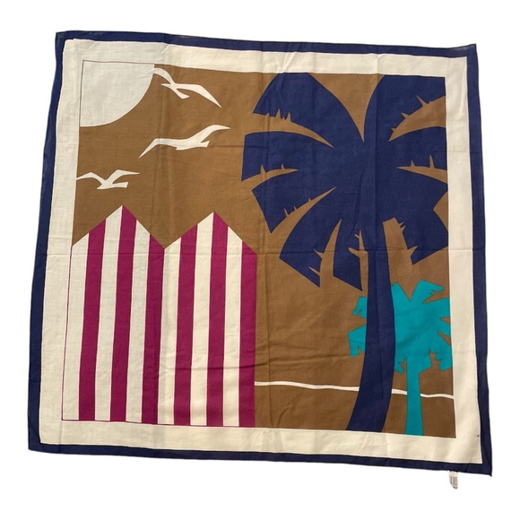 Beautiful Designer Couture Scarf - Made In Italy 🇮🇹 - Picture 4 of 5